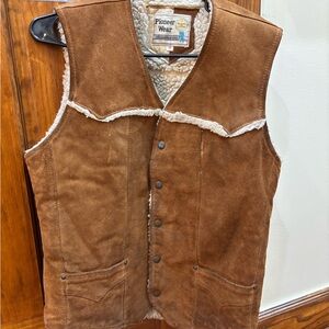 PIONEER Men's Brown Shearling Vest